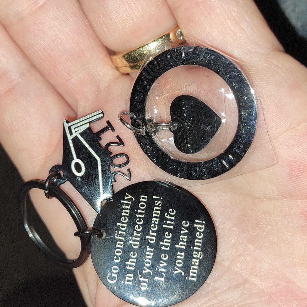 Key chains - Picture 2 of 3